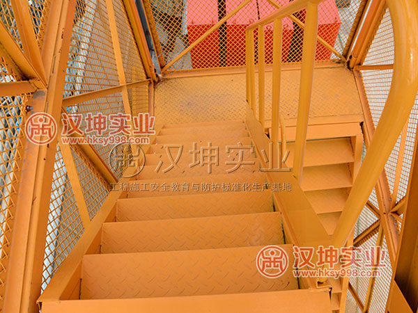 施工基坑安全爬梯深基坑爬梯施工方案(图3)